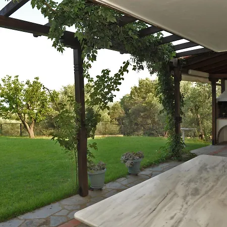 Halkidiki Family - Garden By Travelpro Services Nea Moudania Halkidiki *
