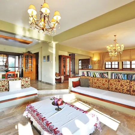 Halkidiki Family - Garden By Travelpro Services Nea Moudania Halkidiki * NEA PROPONTIDA