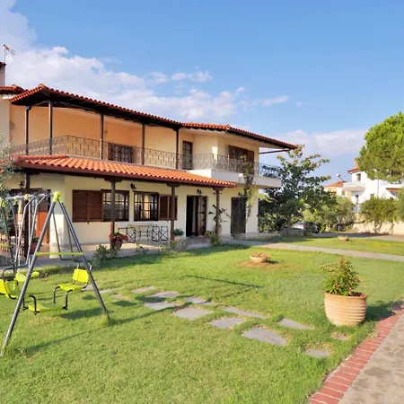 Halkidiki Family - Garden By Travelpro Services Nea Moudania Halkidiki Villa *